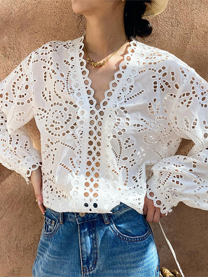 Elegantly Styled Blouse for Everyday Wear