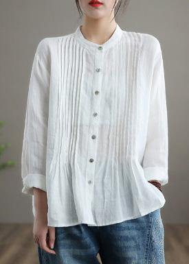 Well Tailored Blouse with a Graceful Silhouette
