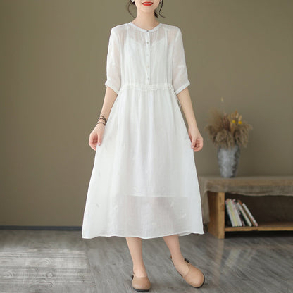 Beautifully Finished Dress in a Timeless Design