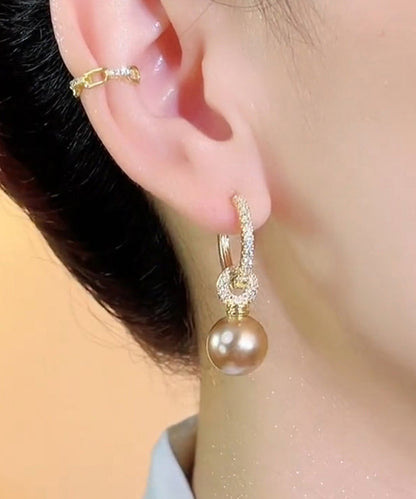 Beautiful Pearl Earring with Unique Style