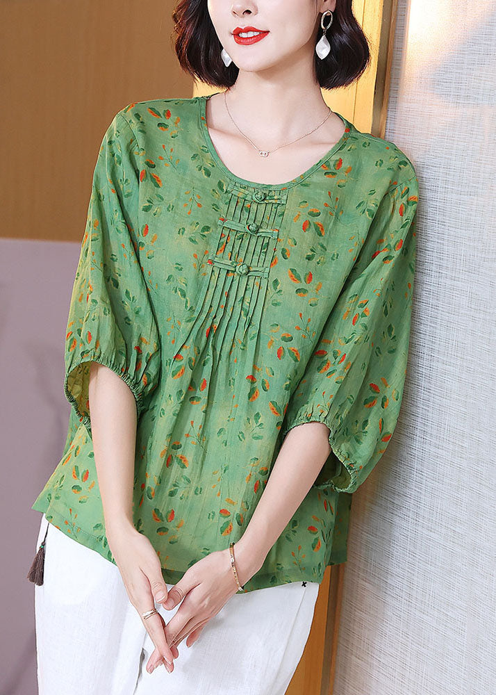 Sophisticated Shirt with a Clean Classic Look