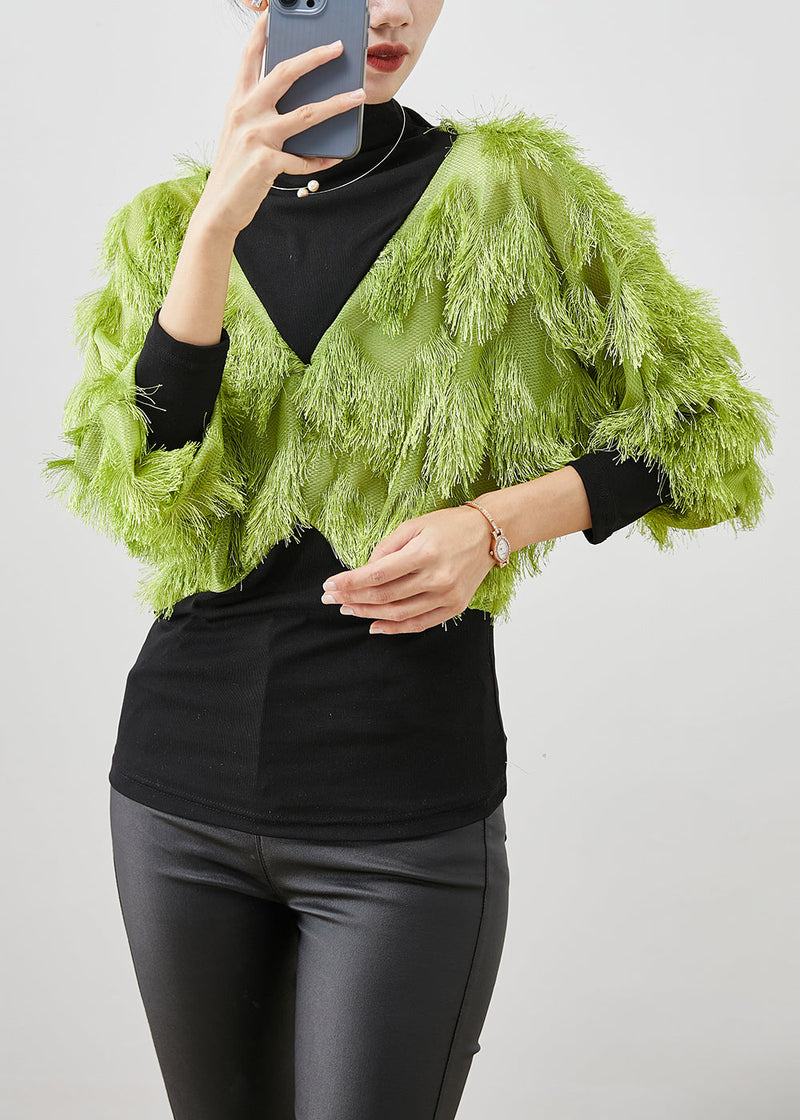Well Tailored Top with a Graceful Silhouette