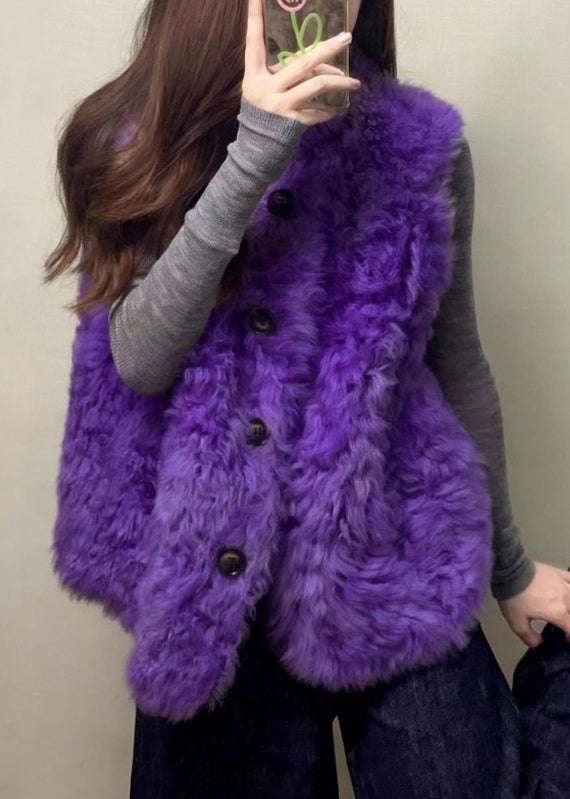 Well Tailored Coat with a Graceful Silhouette