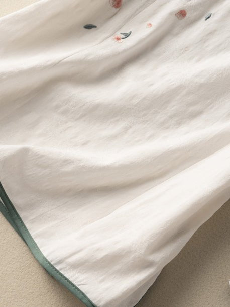 Classic Vintage & Enduringly Stylish Top