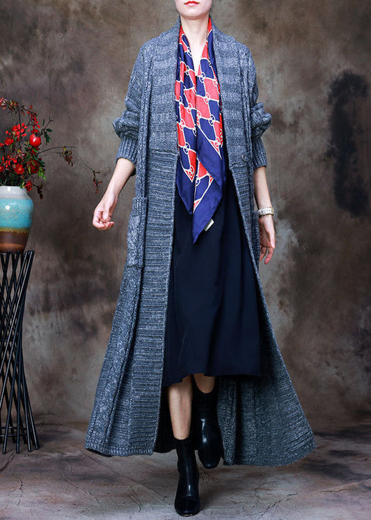 Classic Vintage & Enduringly Stylish Coat