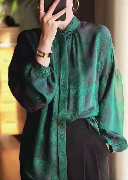 Effortlessly Elegant Blouse with a Timeless Design
