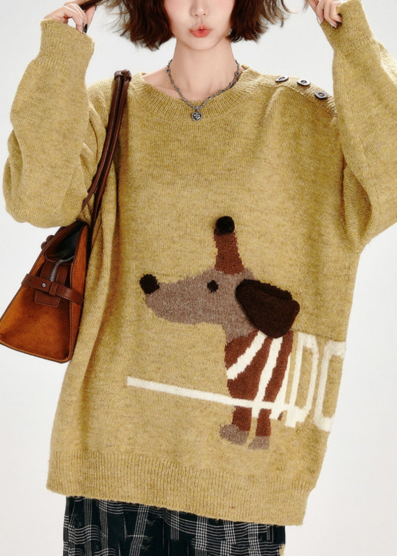 Well Tailored Sweater with a Graceful Silhouette
