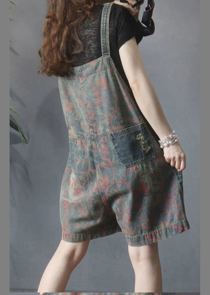 Sophisticated Garment with a Clean Classic Look