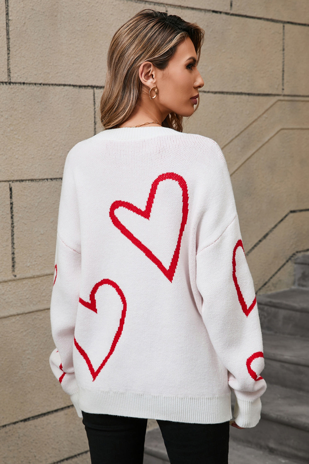 Classic Vintage Sweater with a Flattering Fit