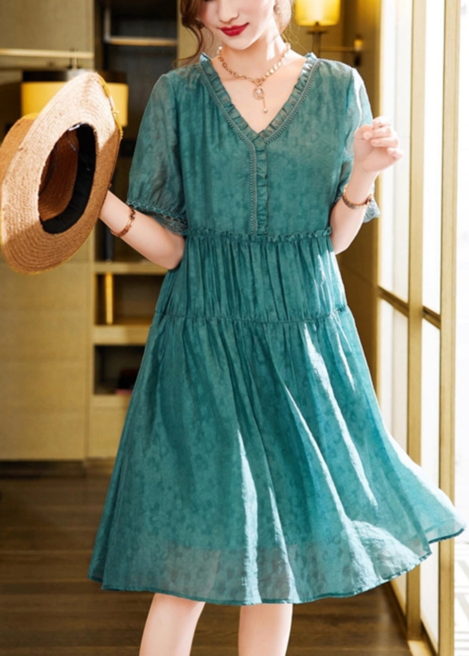 Gracefully Styled Dress for Any Occasion