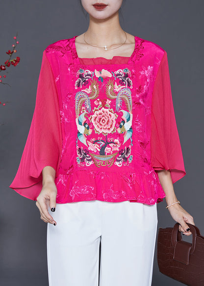 Classic Vintage Blouse with a Flattering Fit