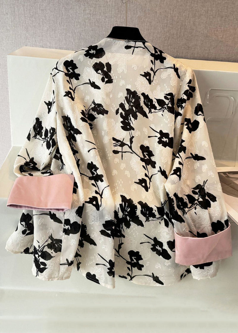 Gracefully Styled Blouse for Any Occasion