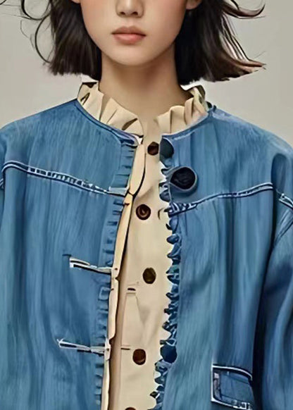 Effortlessly Elegant Coat with a Timeless Design