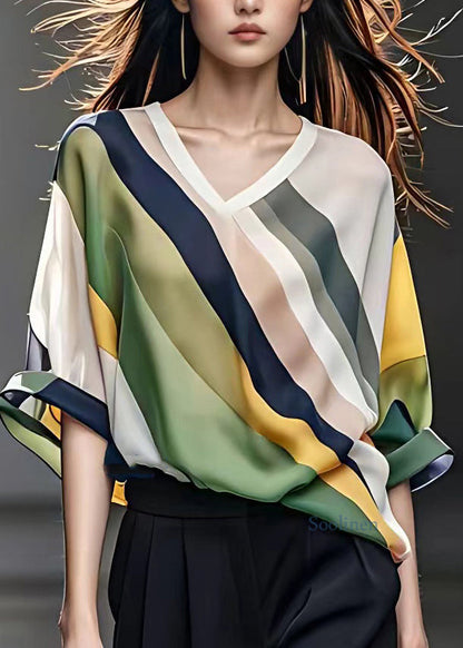 Effortlessly Elegant Shirt with a Timeless Design