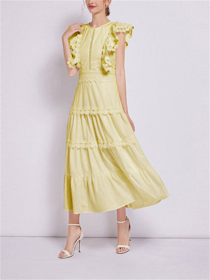 Classic Vintage Dress with a Flattering Fit