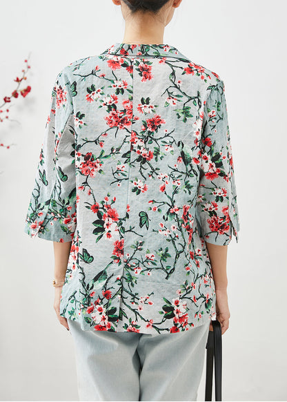 Elegantly Styled Coat for Everyday Wear