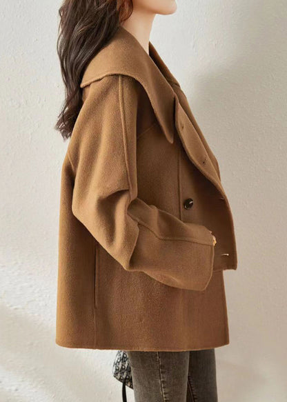 Gracefully Styled Coat for Any Occasion
