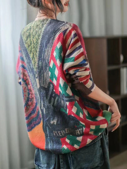 Classic Vintage Sweater with a Flattering Fit