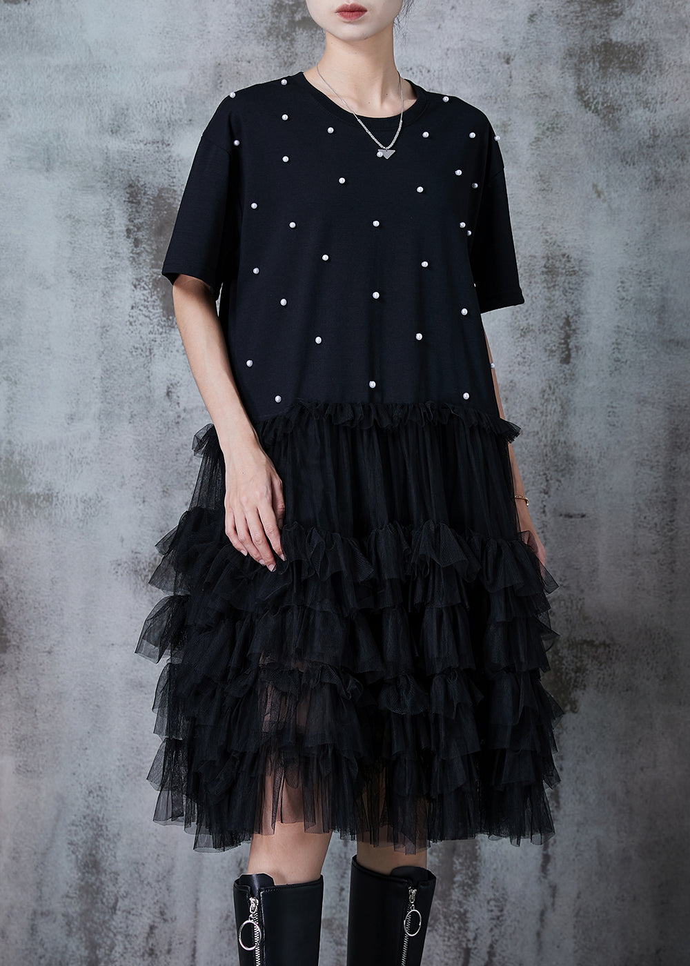 Sophisticated Dress with a Clean Classic Look
