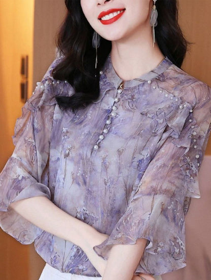 Polished Top with an Effortless Classic Look