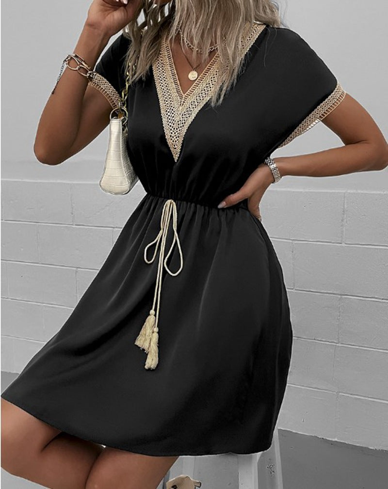 Beautifully Finished Dress in a Timeless Design