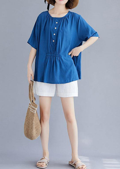 Sophisticated Blouse with a Clean Classic Look