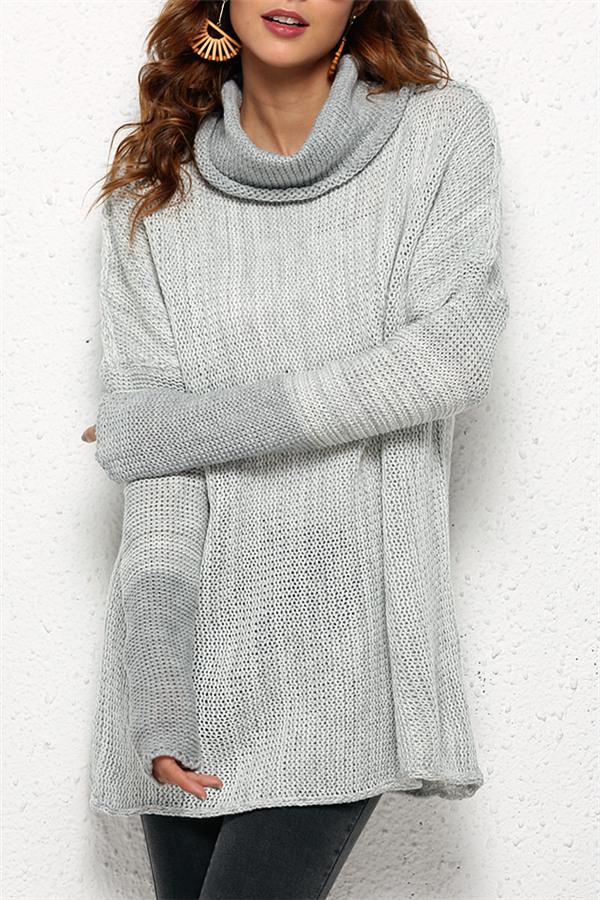 Effortlessly Elegant Sweater with a Timeless Design