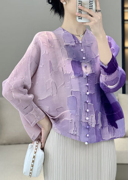 Sophisticated Blouse with a Clean Classic Look