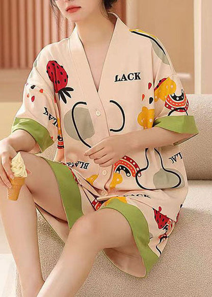 Sophisticated Garment with a Clean Classic Look