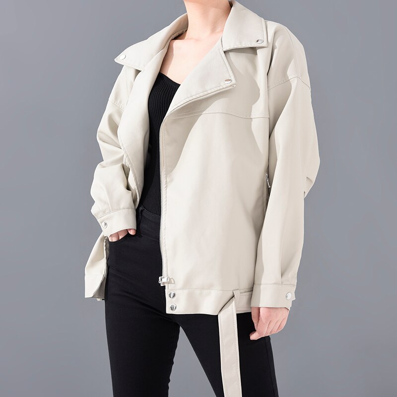 Beautifully Finished Jacket in a Timeless Design