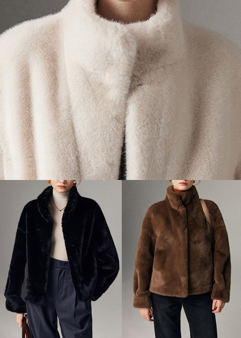 Classic Vintage & Enduringly Stylish Coat