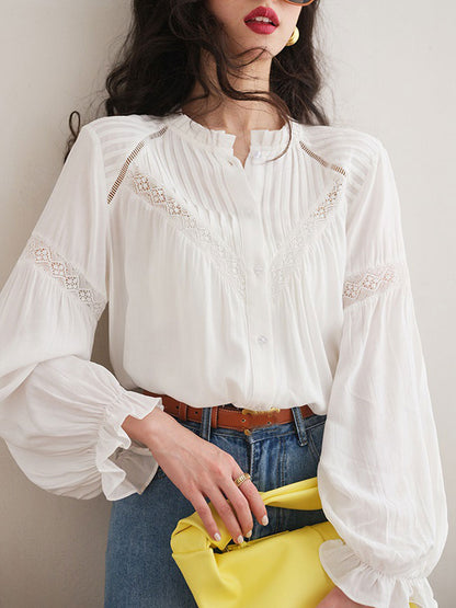 Beautifully Crafted Blouse in a Classic Style