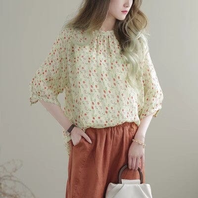 Classic Vintage T-Shirt with a Flattering Fit