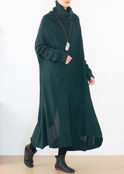Well Tailored Sweater with a Graceful Silhouette