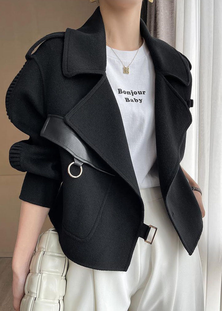 Gracefully Styled Coat for Any Occasion