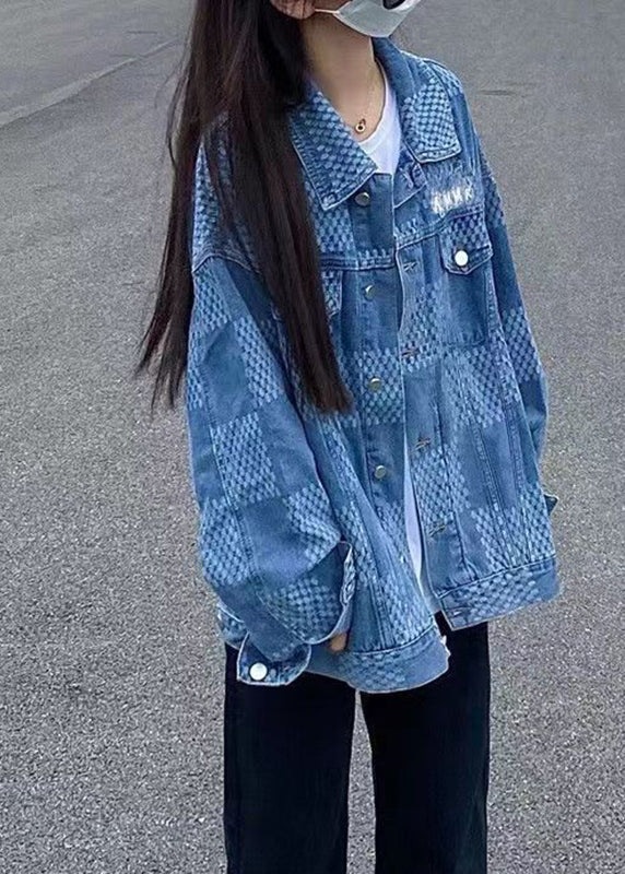 Classic Vintage Coat with a Flattering Fit