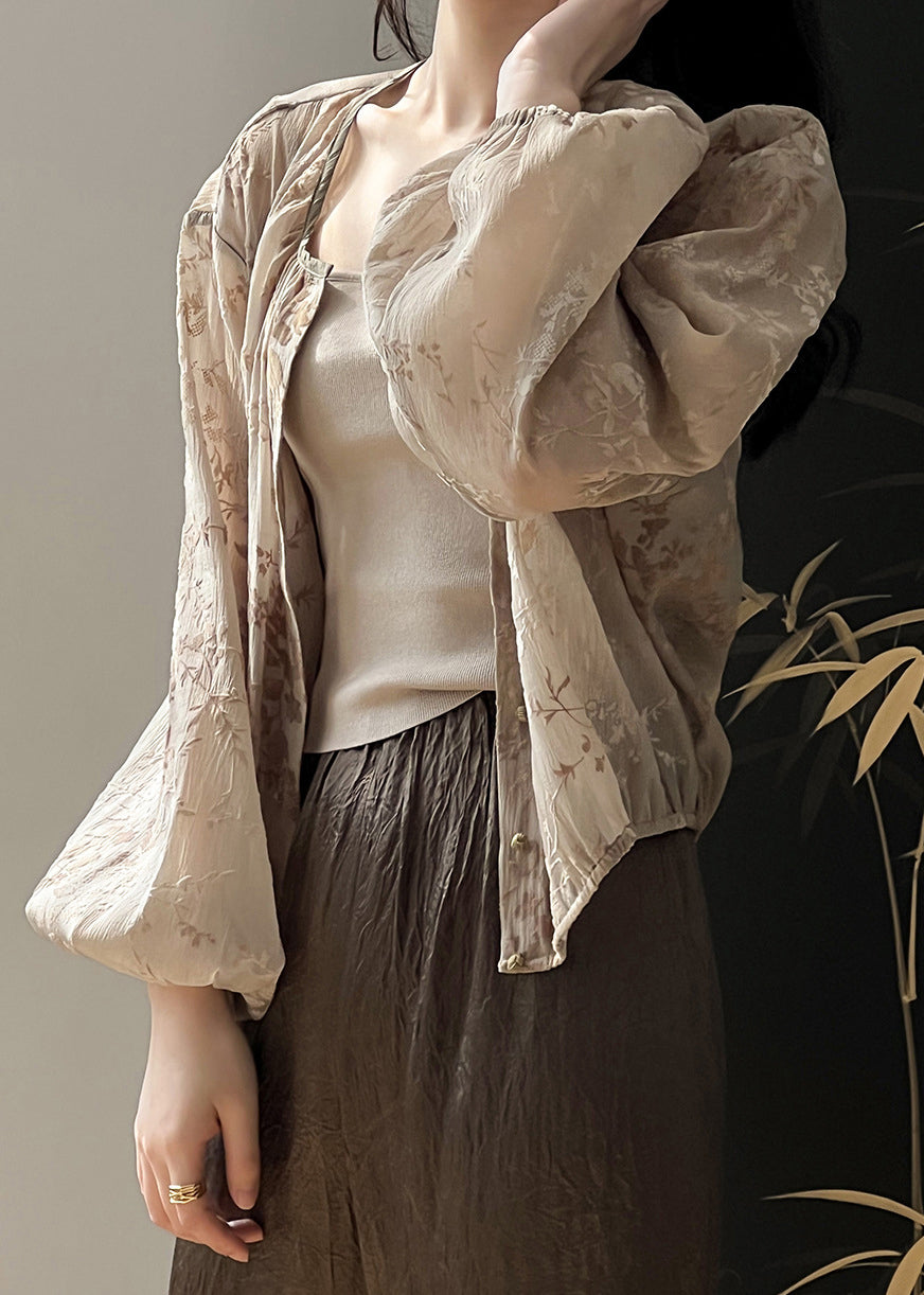 Effortlessly Elegant Coat with a Timeless Design