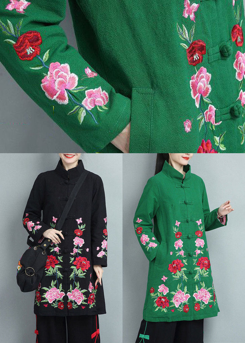 Effortlessly Elegant Coat with a Timeless Design