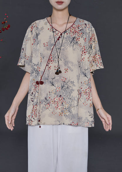 Effortlessly Elegant Blouse with a Timeless Design