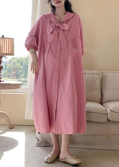 Classic Vintage Blouse with a Flattering Fit
