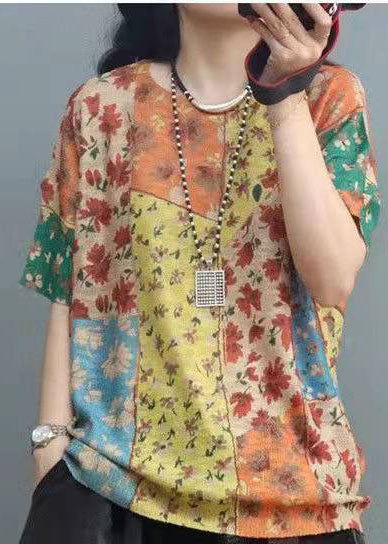 Effortlessly Elegant Top with a Timeless Design