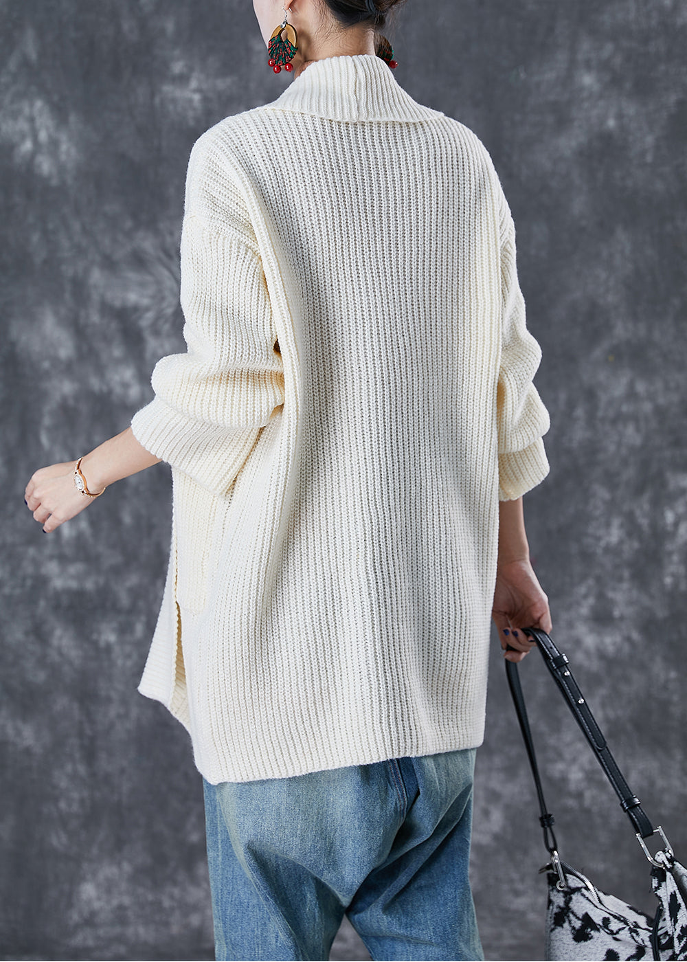 Sophisticated Cardigan with a Clean Classic Look