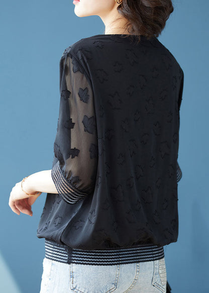 Classic Vintage Shirt with a Flattering Fit