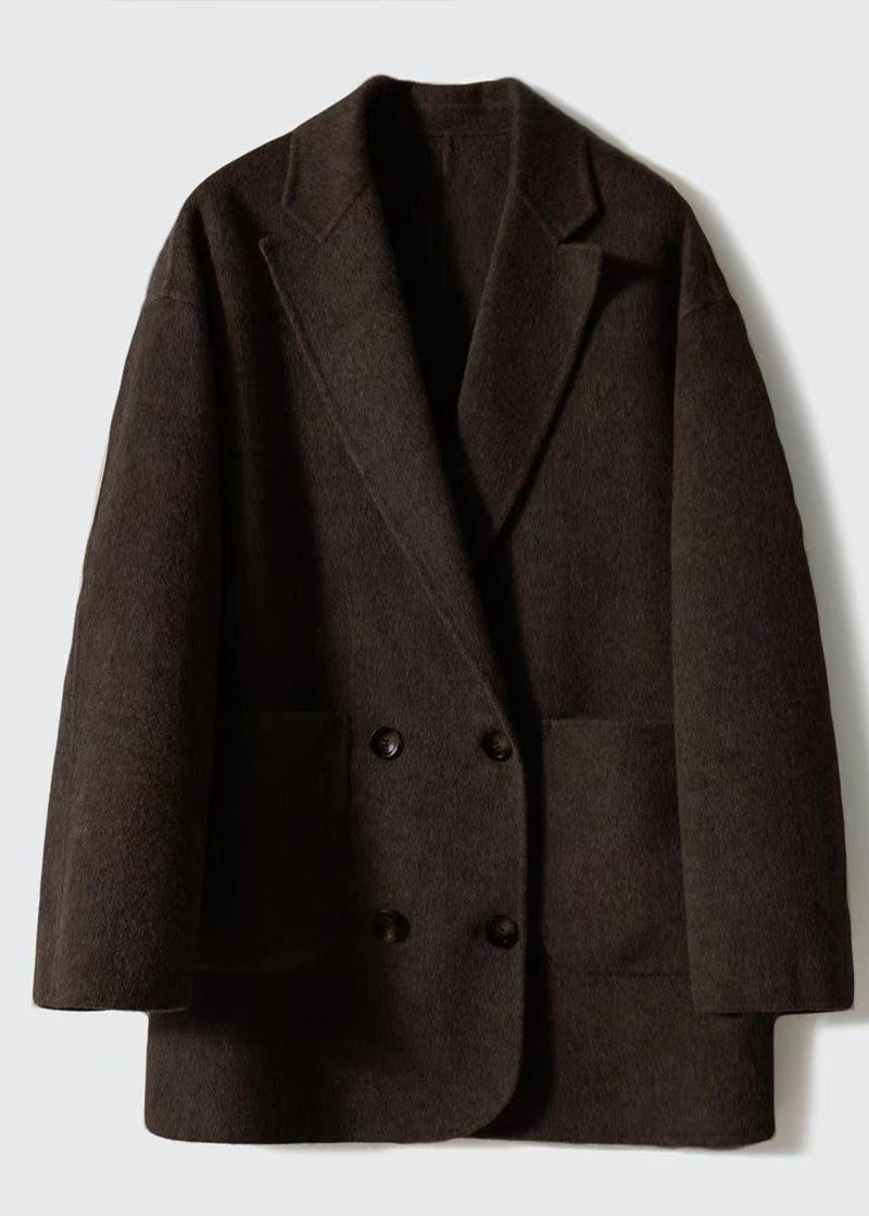 Classic Vintage Coat with a Flattering Fit