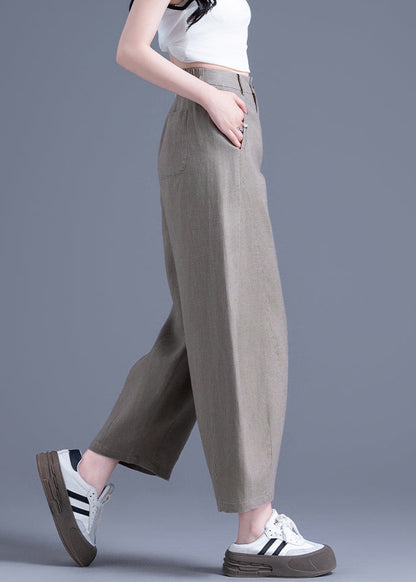 Classic Vintage Pants with a Flattering Fit