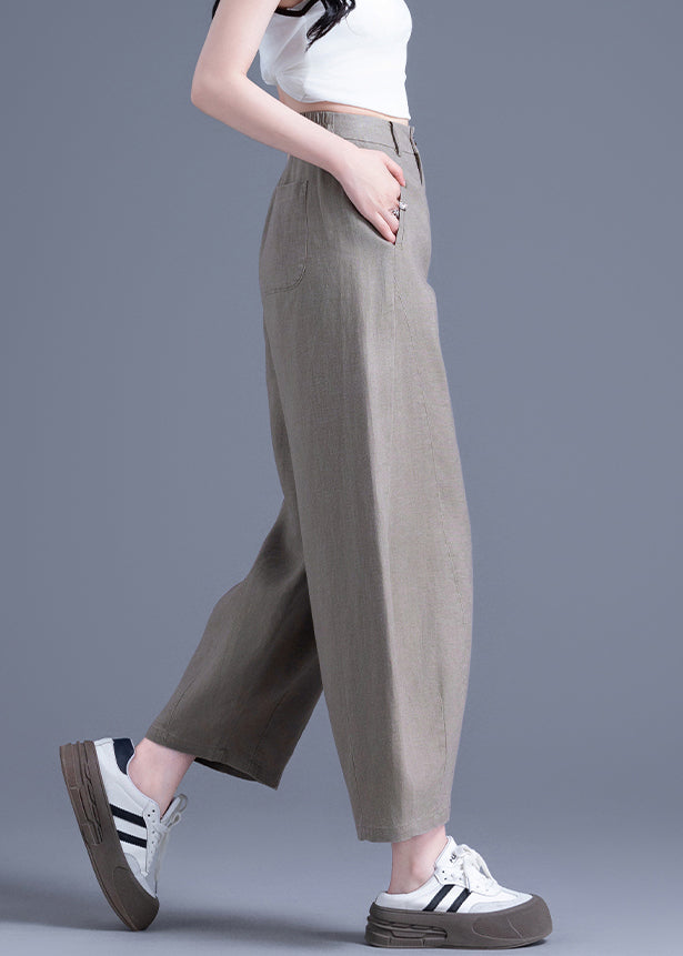 Classic Vintage Pants with a Flattering Fit