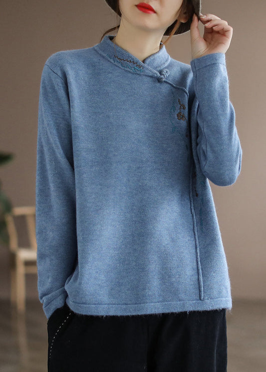 Gracefully Styled Sweater for Any Occasion