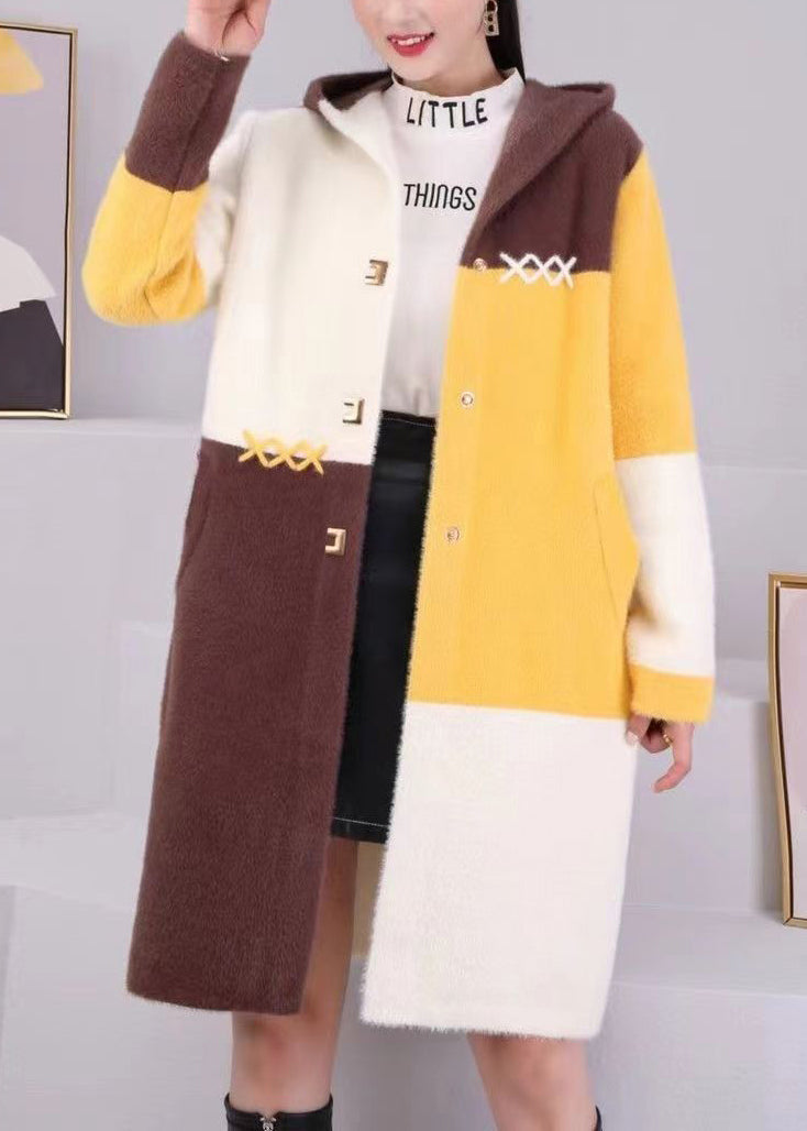 Elegantly Styled Coat for Everyday Wear