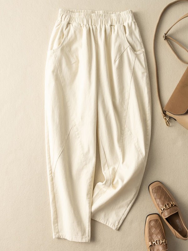 Effortlessly Elegant Pants with a Timeless Design
