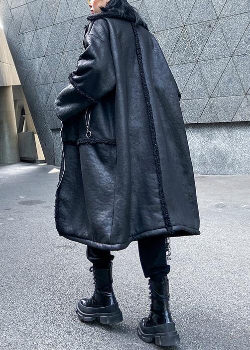 Effortlessly Elegant Jacket with a Timeless Design